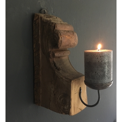 Houten wandkandelaar Houten wandkandelaar