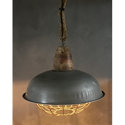 Stoere stalen hanglamp